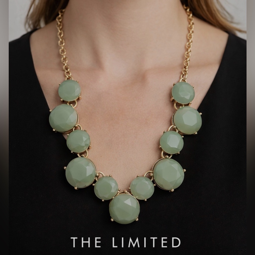 The Limited Sage Mint Green Faceted Stones Necklace Statement Gold Tone Chain 8$